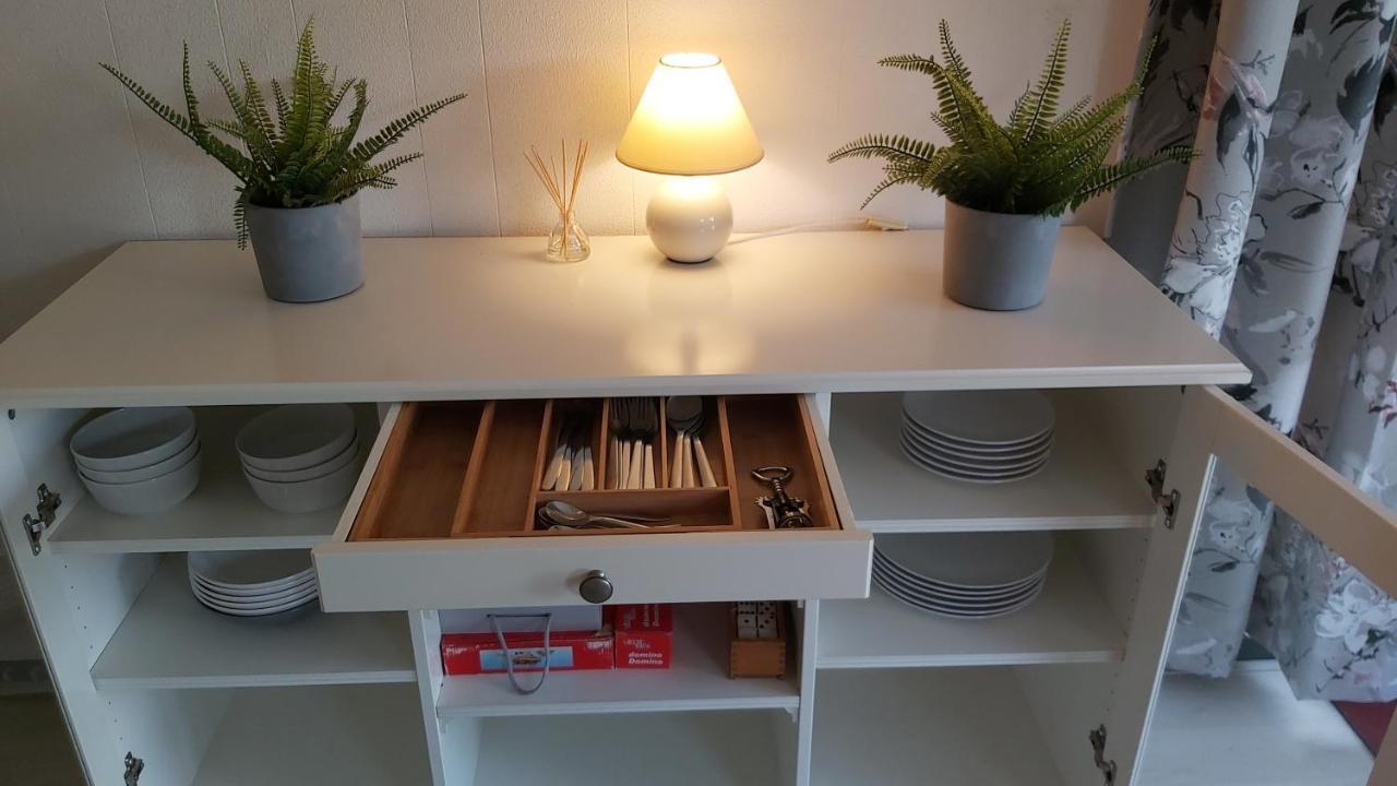 Comfortabel En Gezellig Familie Chalet Tot 6 Personen Op De Veluwe Bungalowpark De Kern Putten Extérieur photo